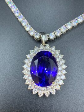 Certified 26.7ct Tanzanite Pendant AAAA