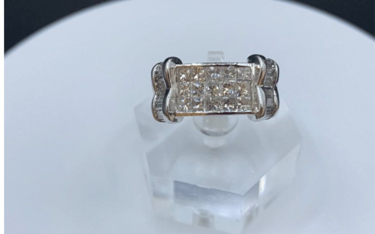 Why Multi-Stone Diamond Rings Remain Timeless